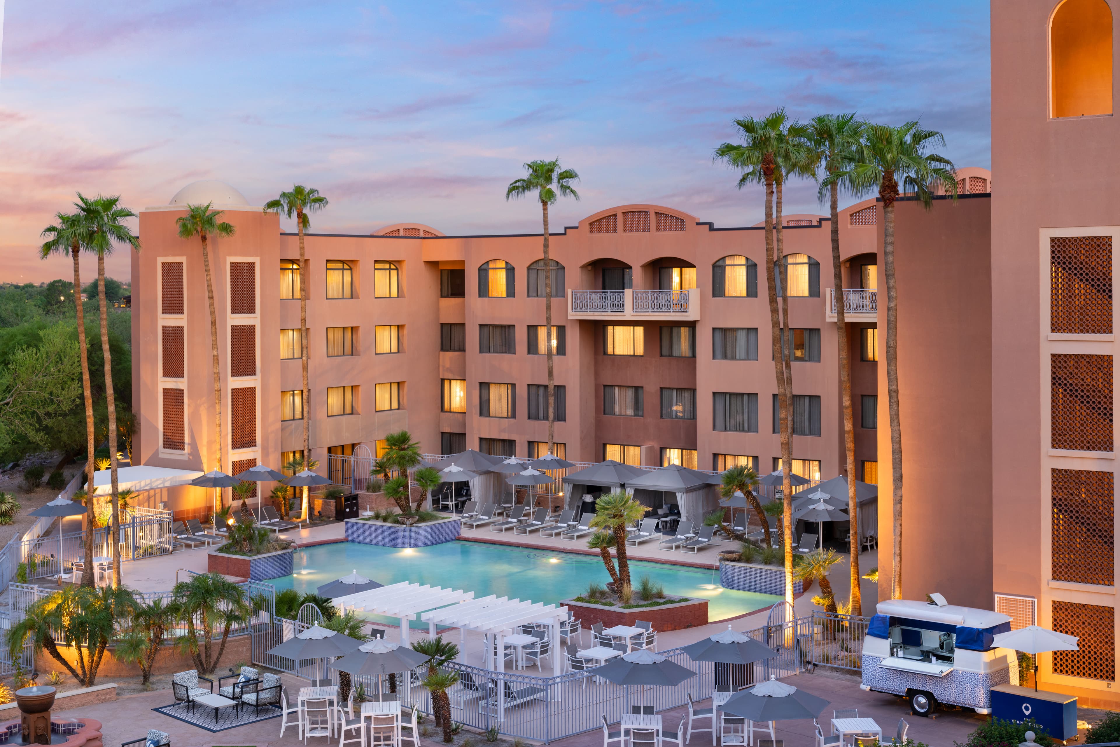 Scottsdale Marriott at McDowell Mountains courtyard pool